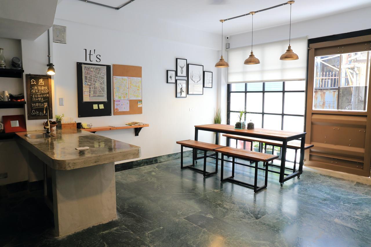 Apartament It'S 一起 旅店 Tainan Zewnętrze zdjęcie